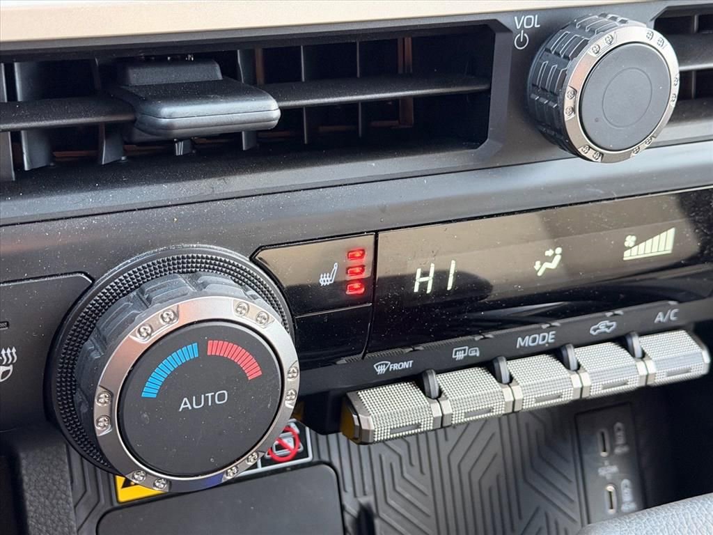 Used 2024 Toyota Tacoma TRD Sport w/ TRD Sport Upgrade Package image 20