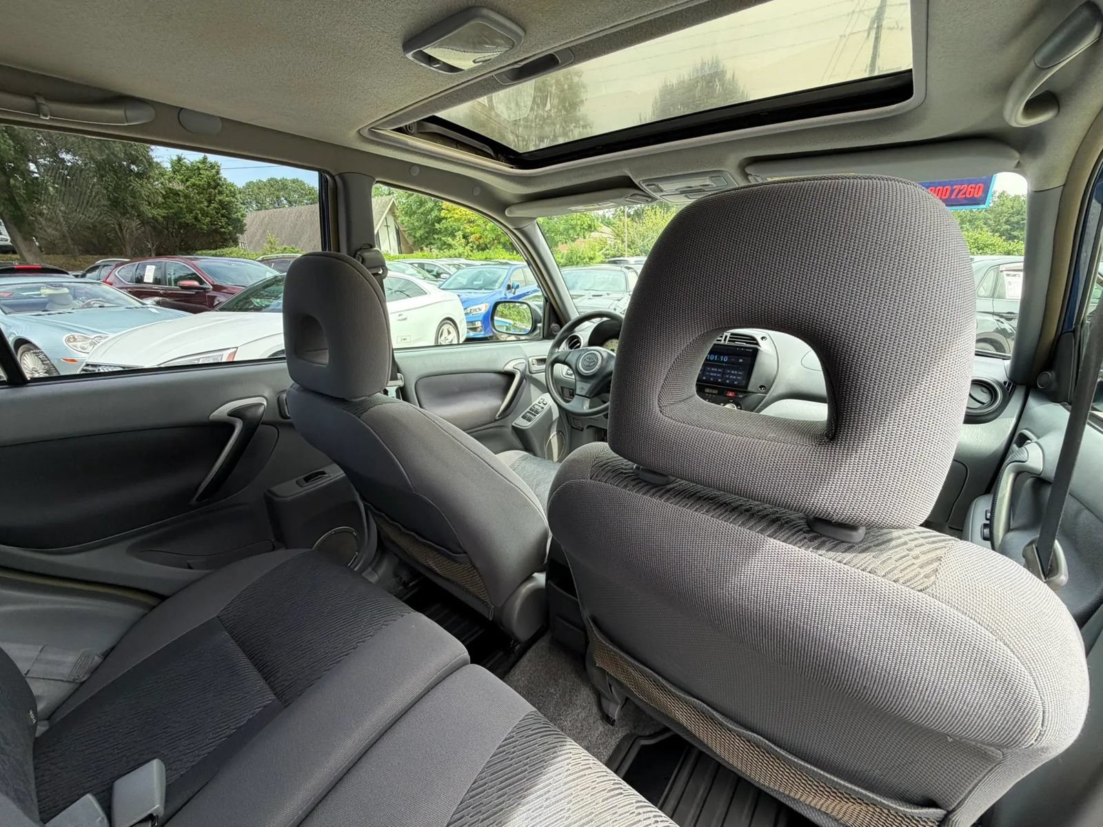 Used 2002 Toyota RAV4 4WD image 24