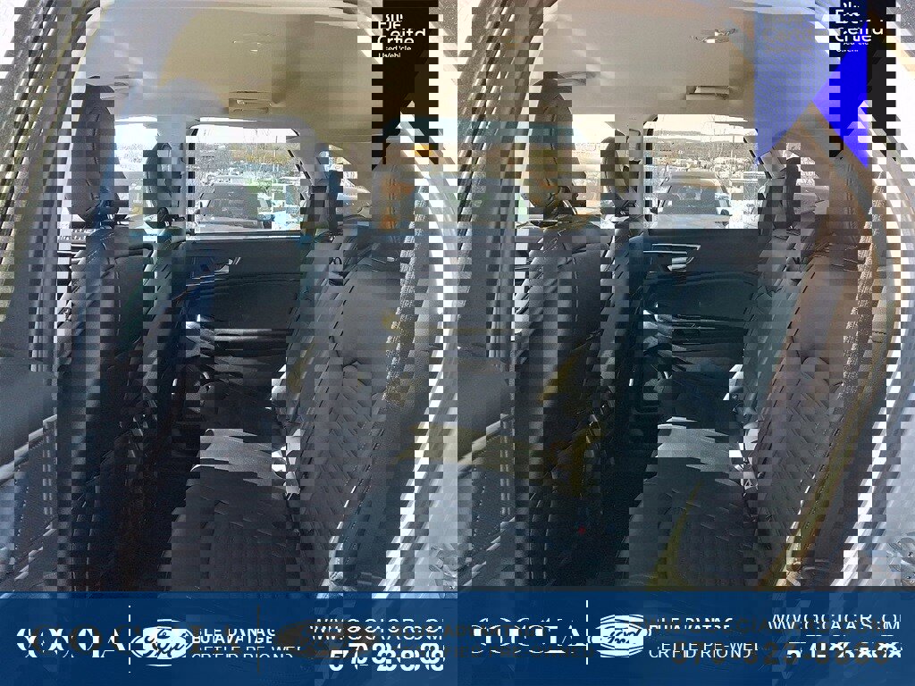 Certified 2019 Ford Edge SEL w/ Equipment Group 201A image 10