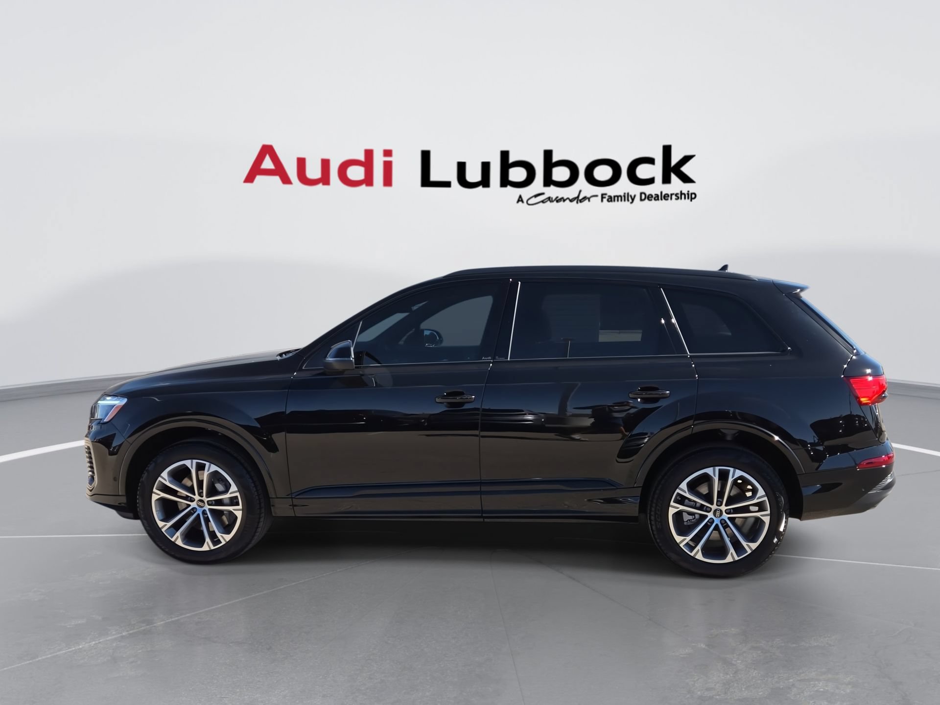 Used 2026 Audi Q7 2.0T Premium AWD/4WD image 6