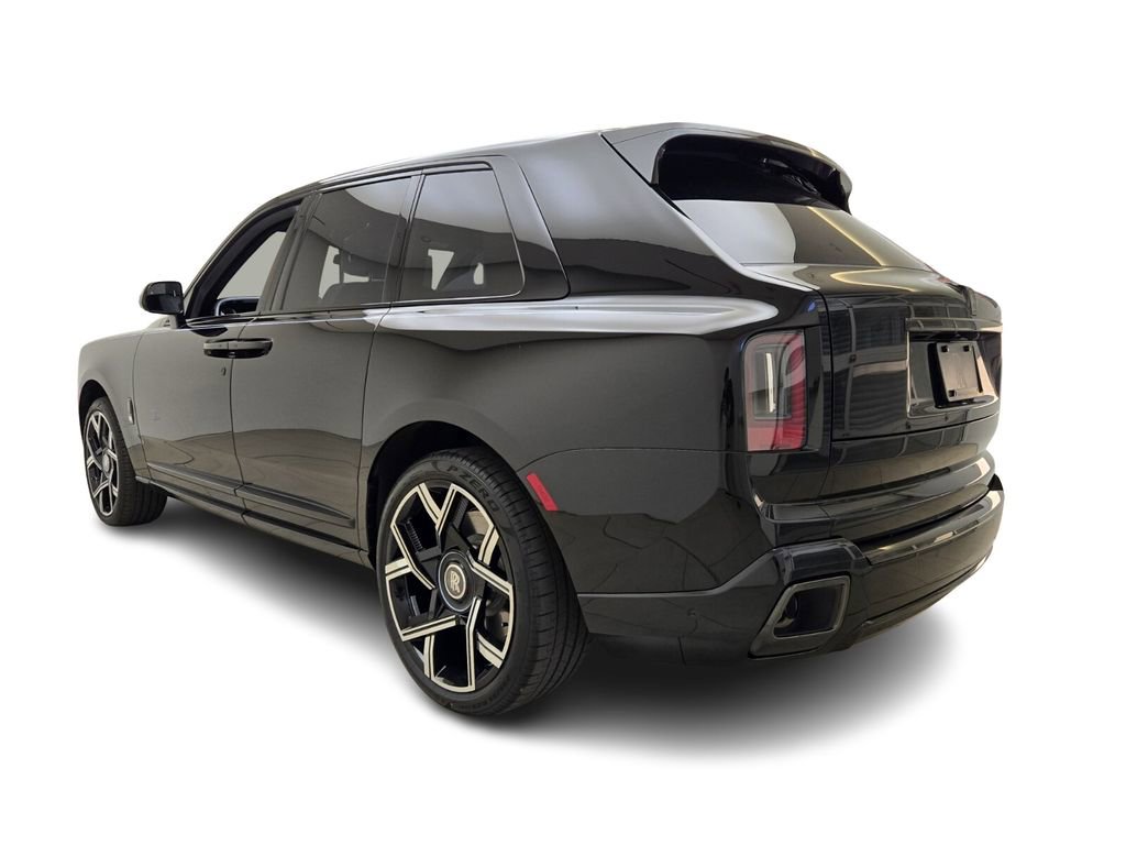 New 2026 Rolls-Royce Cullinan Black Badge image 10
