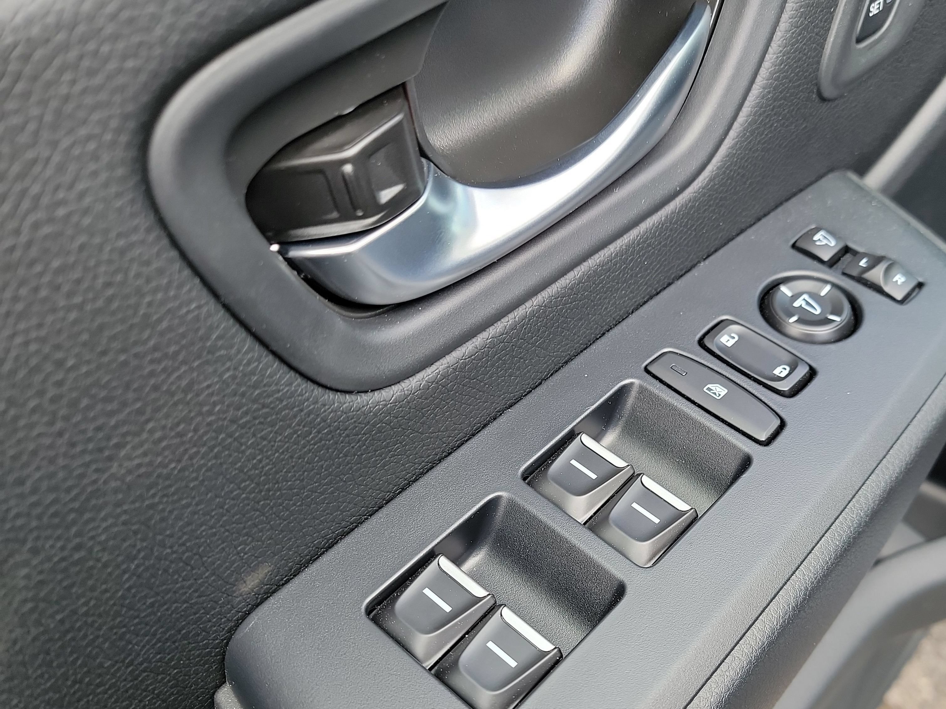 New 2026 Honda Pilot TrailSport image 8