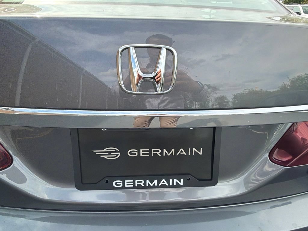 Used 2017 Honda Accord EX-L image 9