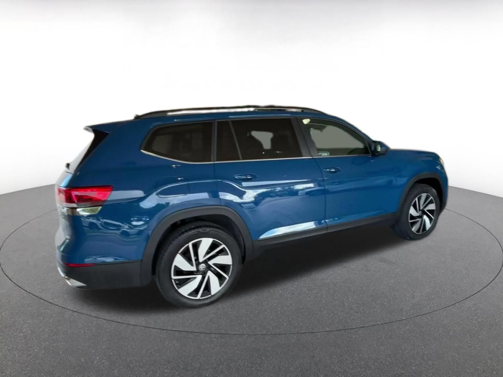Used 2026 Volkswagen Atlas SE AWD/4WD image 12