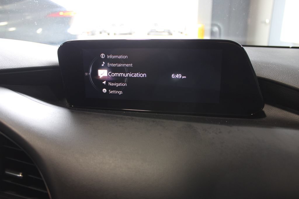 Used 2023 MAZDA MAZDA3 s FWD image 15