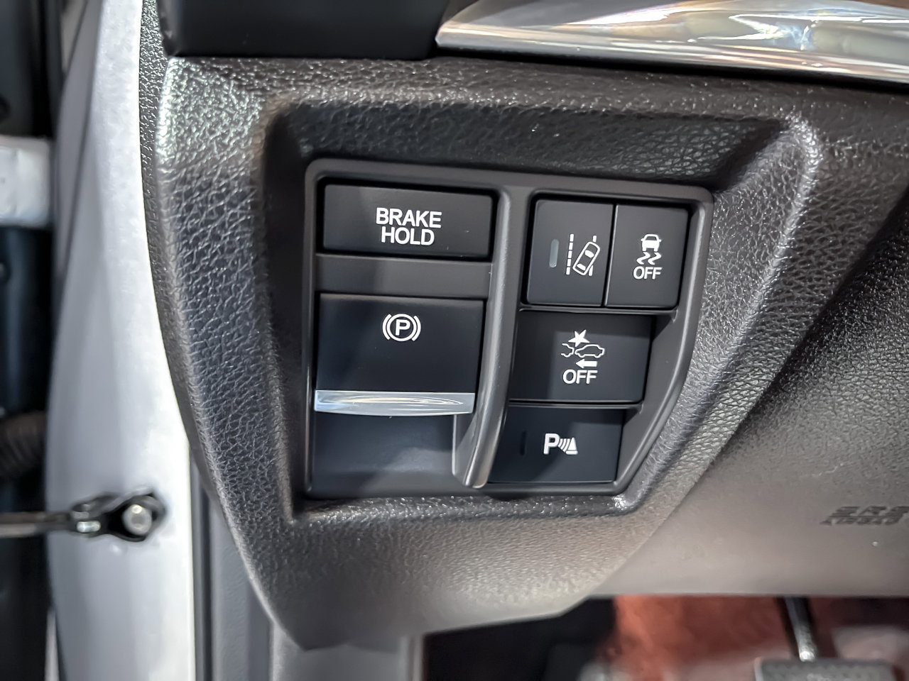 Used 2018 Acura MDX SH-AWD image 23