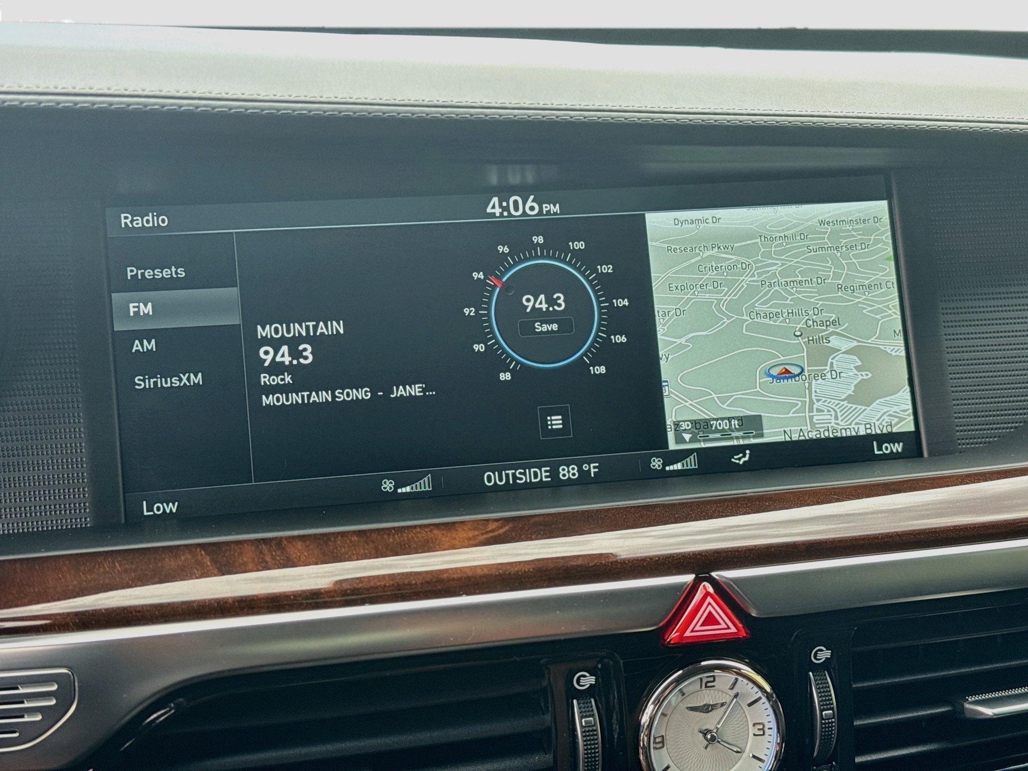 Used 2019 Genesis G90 3.3T Premium AWD/4WD image 21