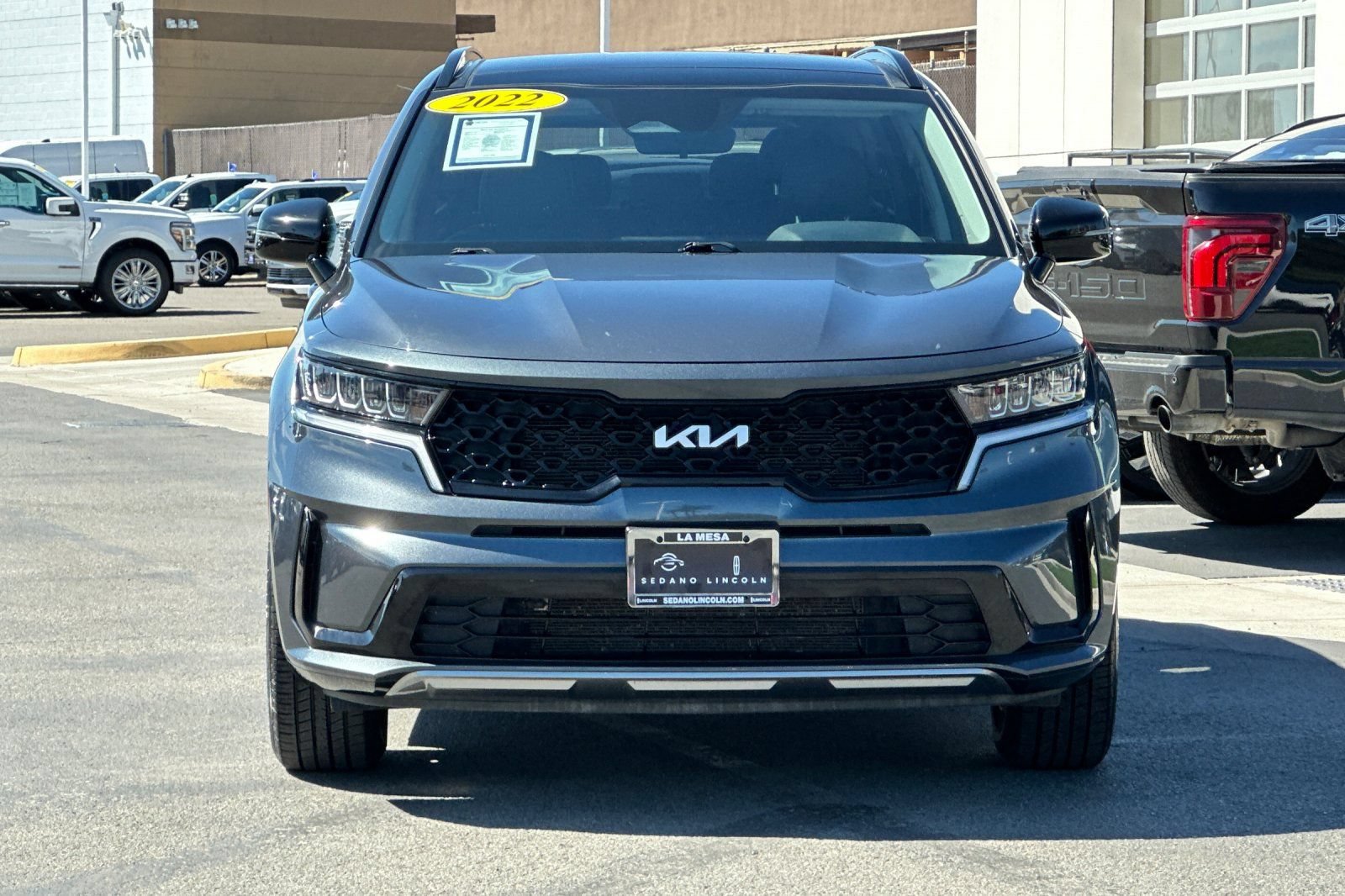 Used 2022 Kia Sorento S w/ Panoramic Sunroof Package FWD image 8