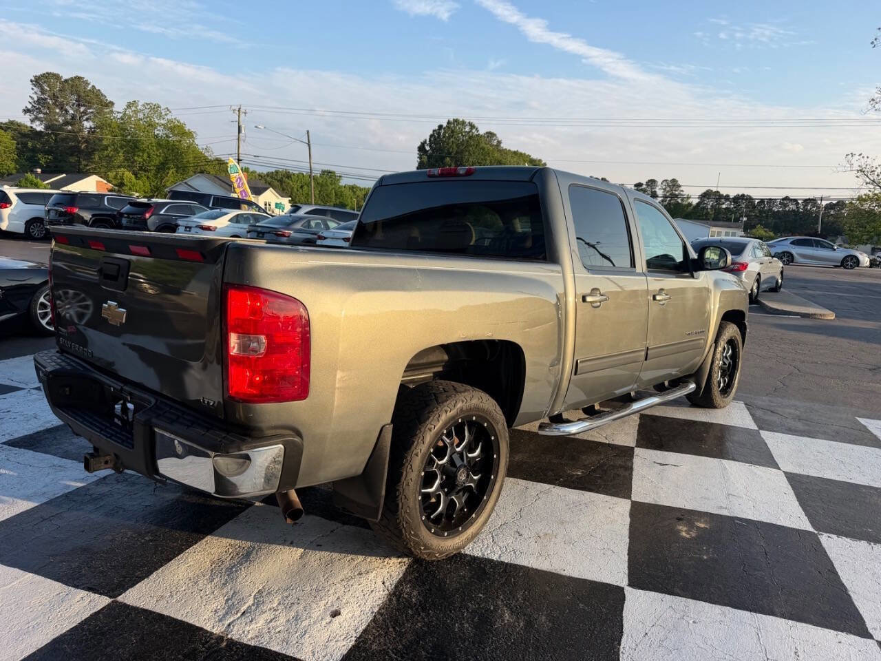 Used 2011 Chevrolet Silverado 1500 LTZ w/ LTZ Plus Package AWD/4WD image 7