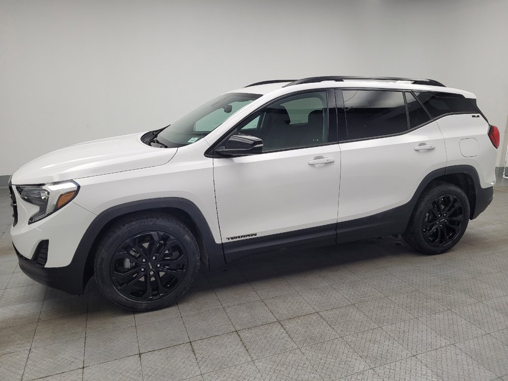 Used 2020 GMC Terrain SLE w/ Driver Convenience Package FWD image 2