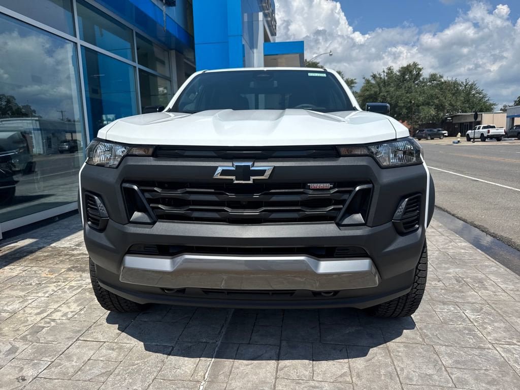 New 2026 Chevrolet Colorado Trail Boss AWD/4WD image 3