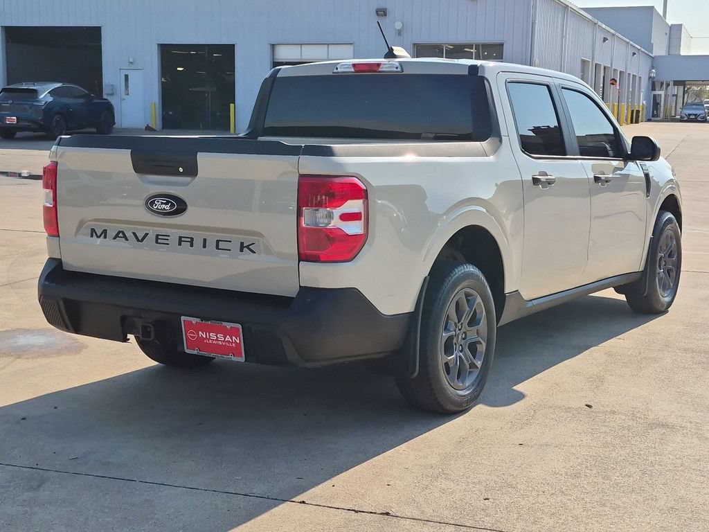 Used 2025 Ford Maverick XLT w/ Equipment Group 302A AWD/4WD image 8