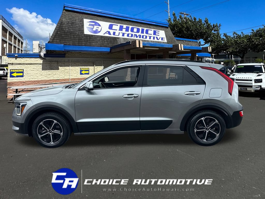 Used 2023 Kia Niro EX FWD image 3