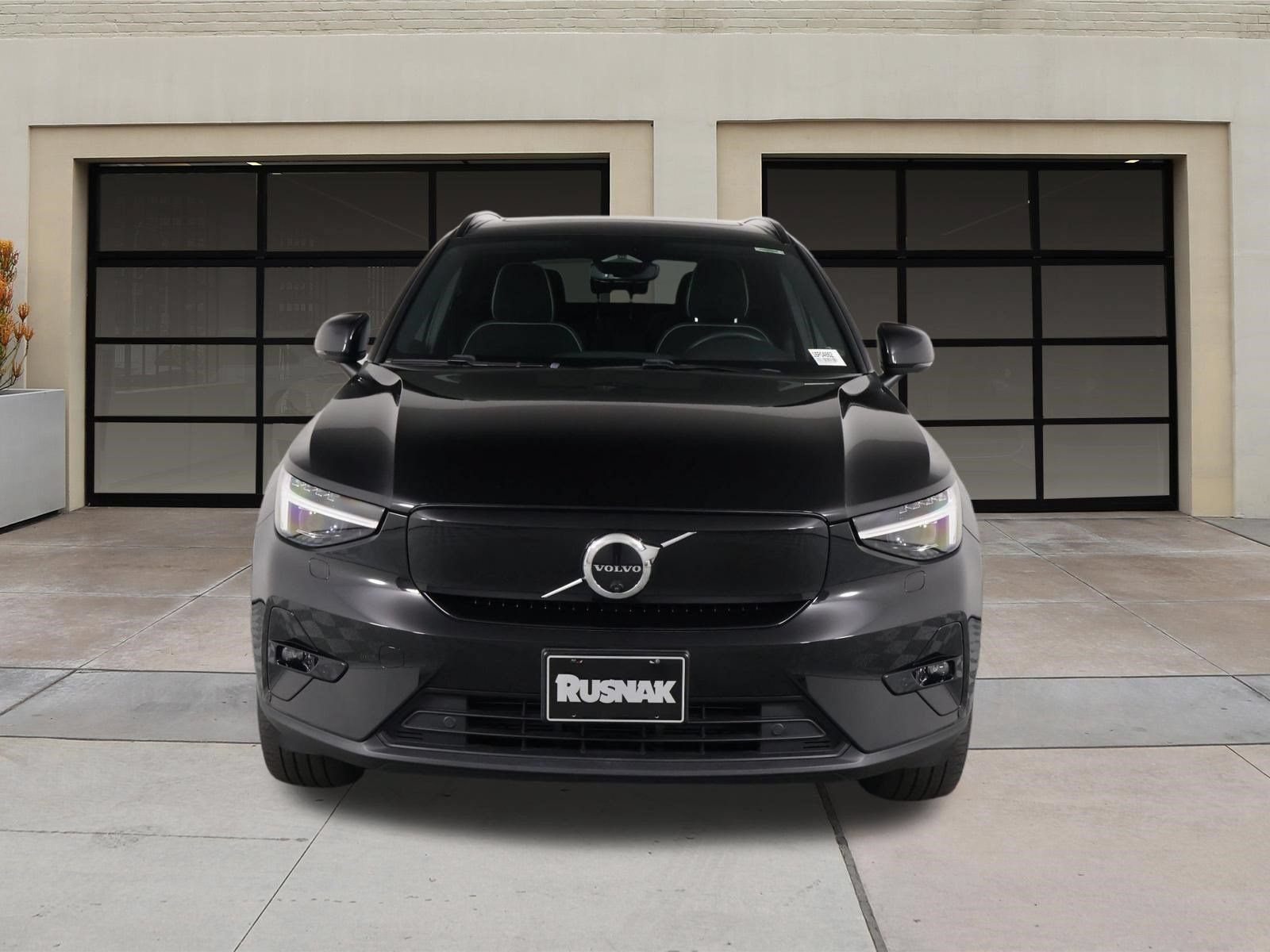 Certified 2023 Volvo XC40 Recharge Ultimate w/ Protection Package Premier AWD/4WD image 6