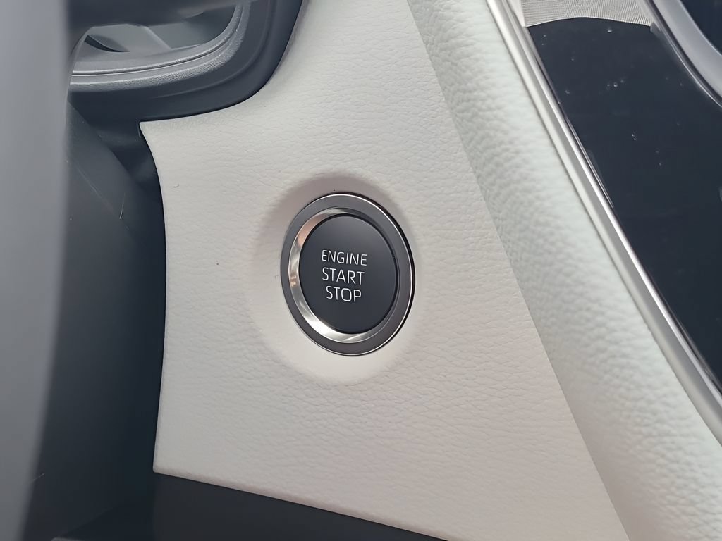 New 2026 Toyota Corolla SE FWD image 21