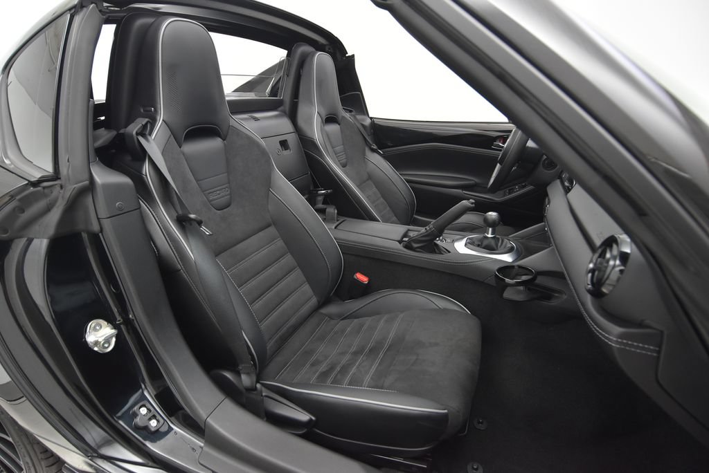 Used 2025 MAZDA MX-5 Miata RF Club RWD image 28