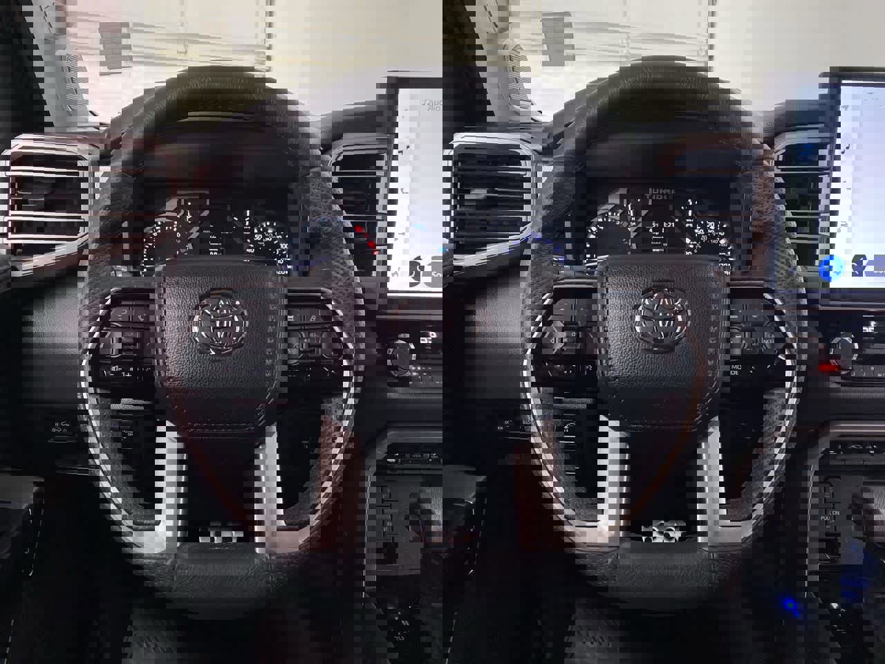 Used 2023 Toyota Tundra Limited w/ TRD Off-Road Package image 20