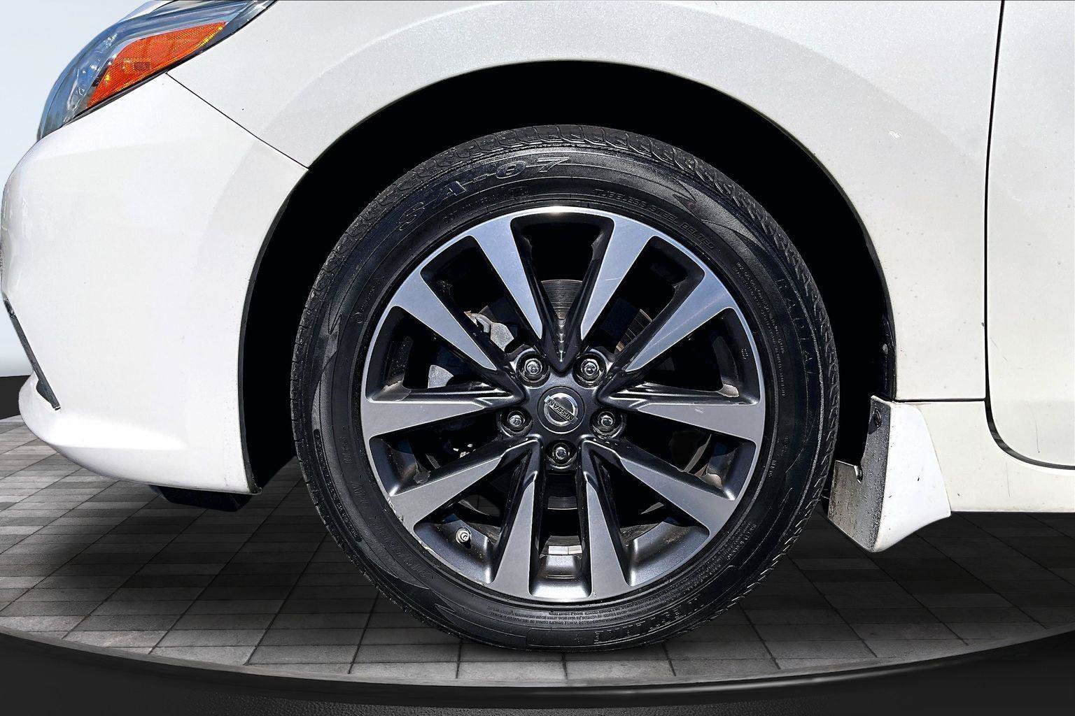 Used 2016 Nissan Altima 2.5 SV w/ Convenience Package FWD image 36