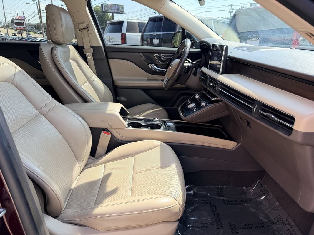 Used 2020 Lincoln Corsair Reserve w/ Equipment Group 201A AWD/4WD image 16