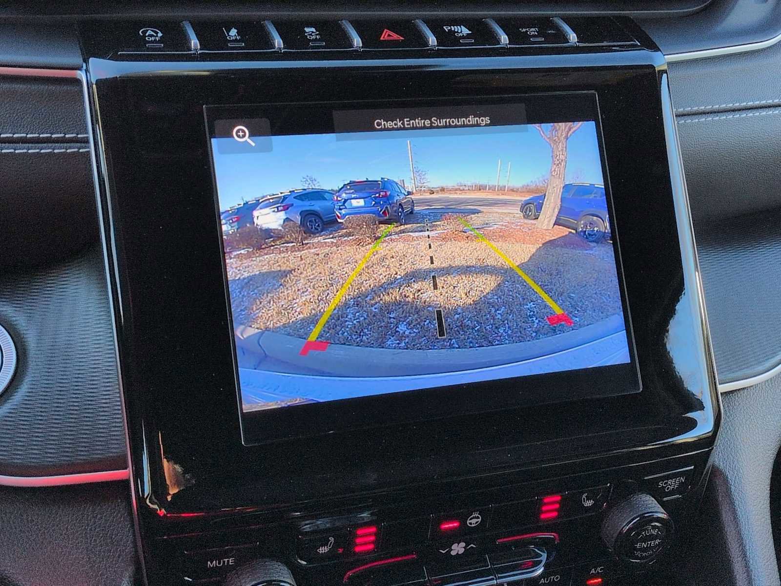 Used 2024 Jeep Grand Cherokee Altitude image 28