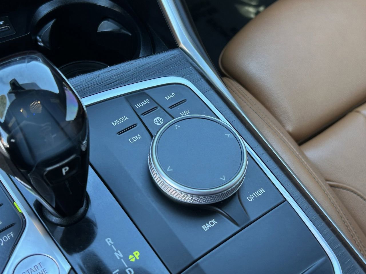 Used 2021 BMW 430i Coupe w/ Premium Package RWD image 23