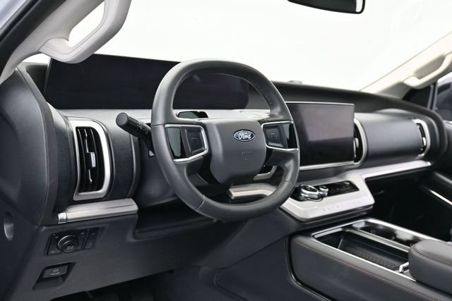 Certified 2025 Ford Expedition Max Active AWD/4WD image 18