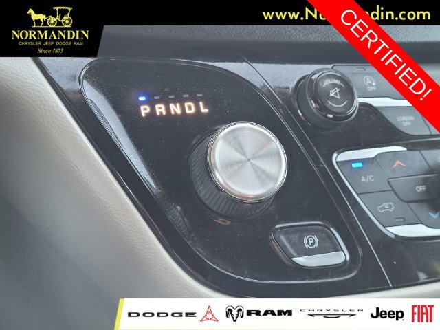 Certified 2017 Chrysler Pacifica LX FWD image 12