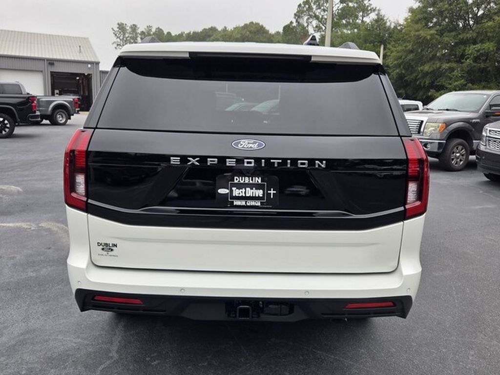 New 2027 Ford Expedition Active RWD image 13