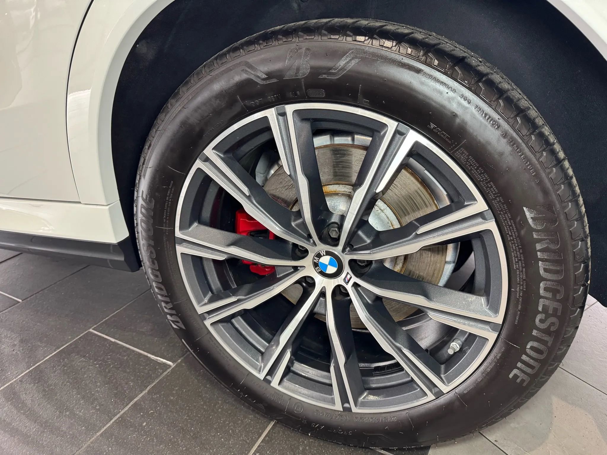 Used 2024 BMW X6 M60i w/ M Sport Professional Package image 39