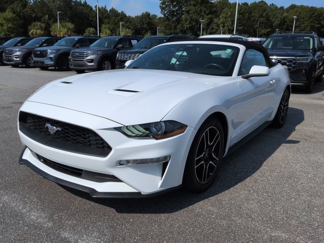 Used 2021 Ford Mustang Premium RWD image 8