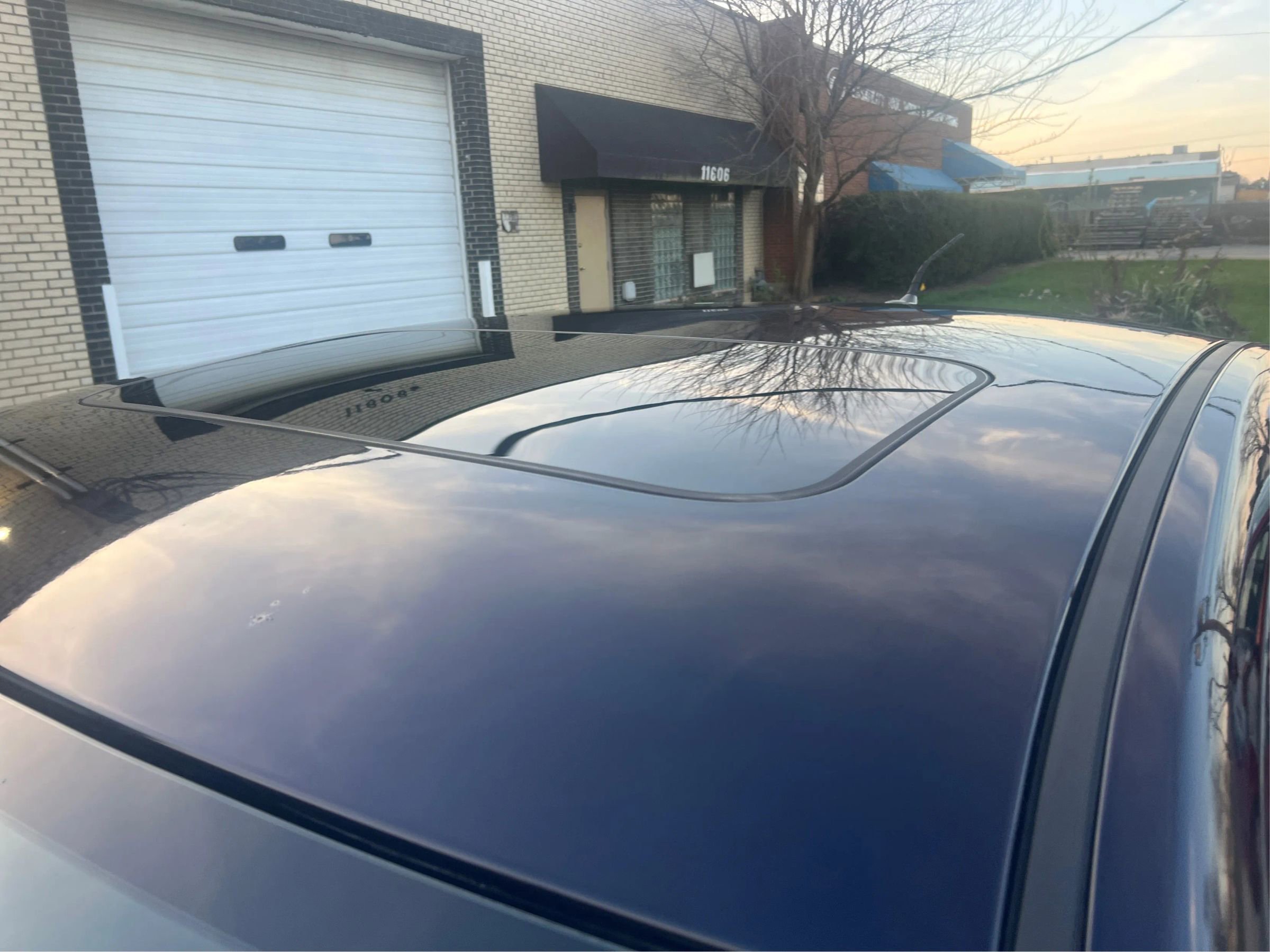 Used 2011 Chrysler 200 Limited FWD image 14