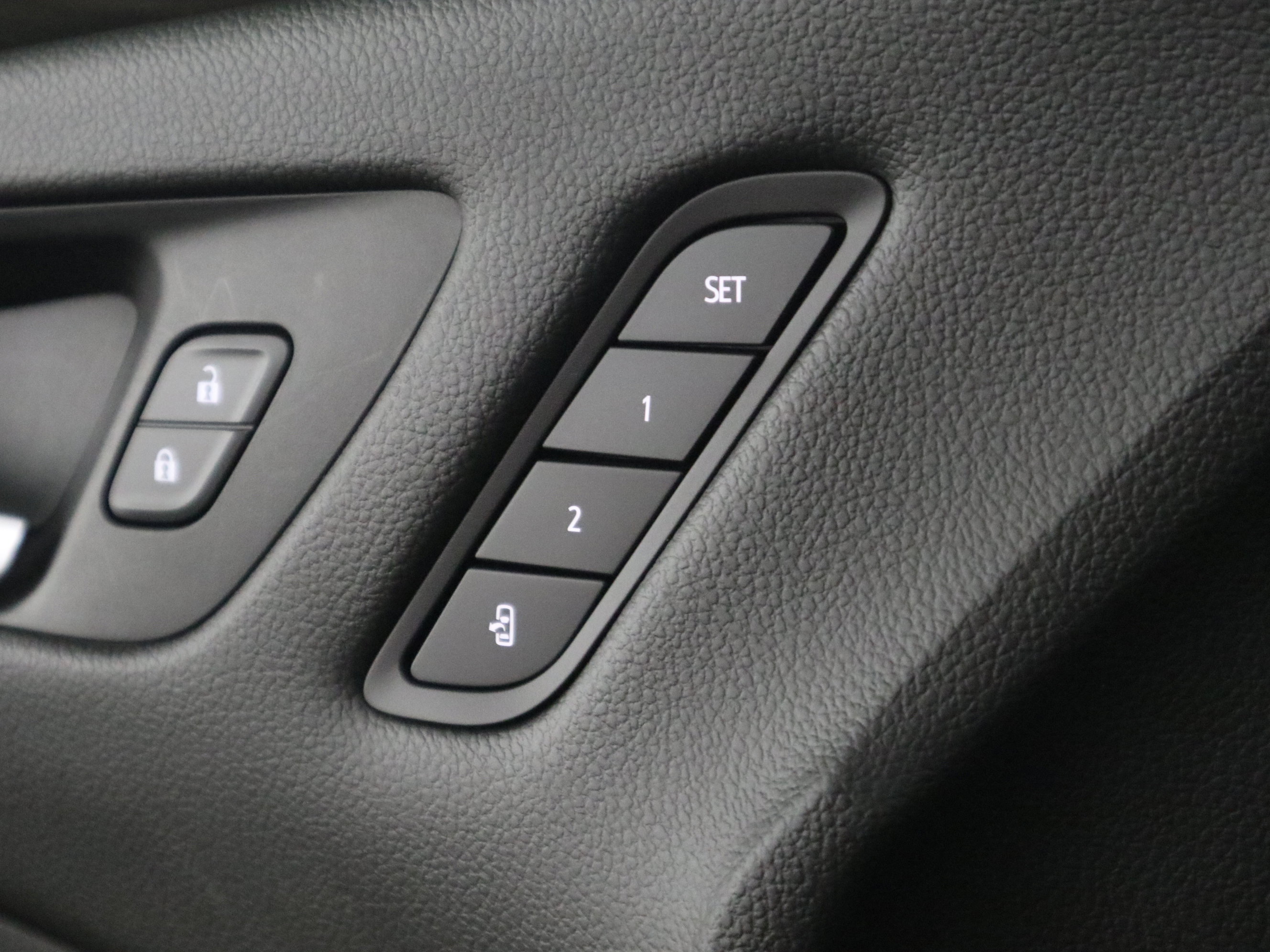 Used 2020 Buick Envision Essence image 34