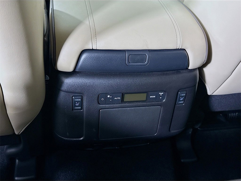 Certified 2024 Nissan Armada Platinum w/ Captain's Chairs Package image 30