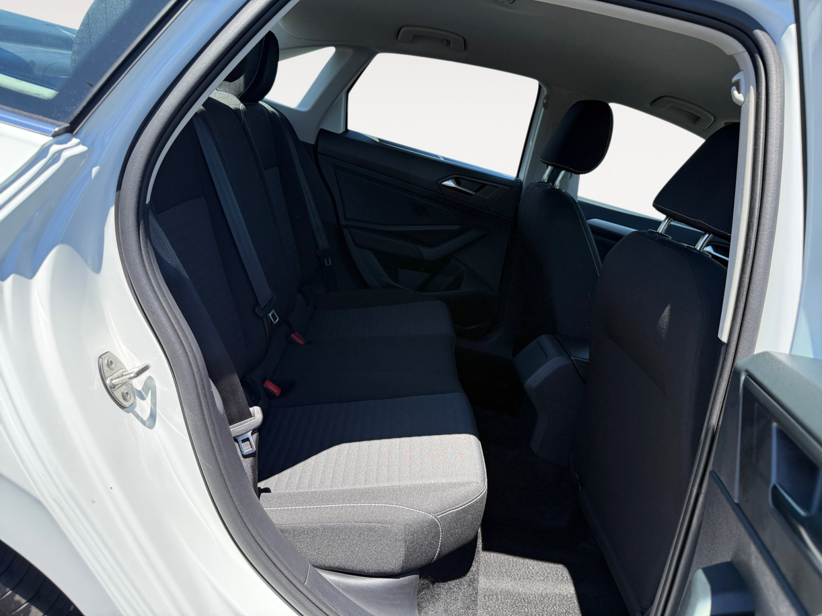 Certified 2025 Volkswagen Jetta S FWD image 18