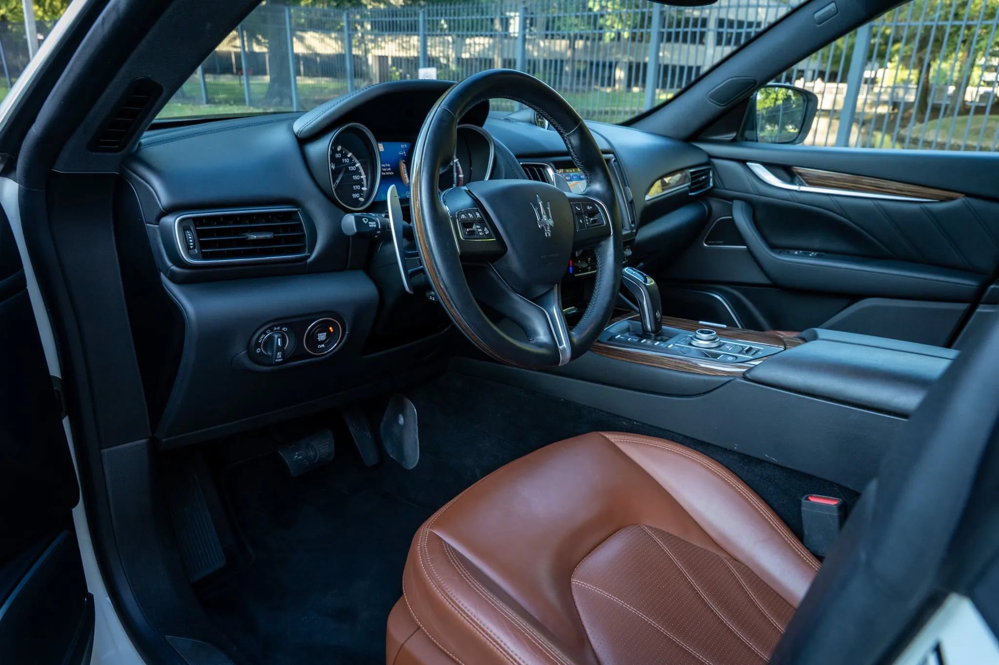 Used 2019 Maserati Levante S GranLusso AWD/4WD image 10