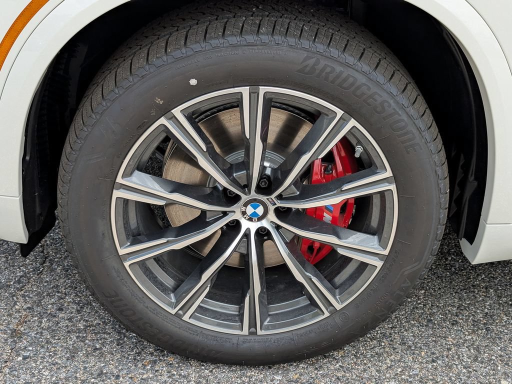 New 2026 BMW X5 xDrive40i w/ Executive Package AWD/4WD image 11