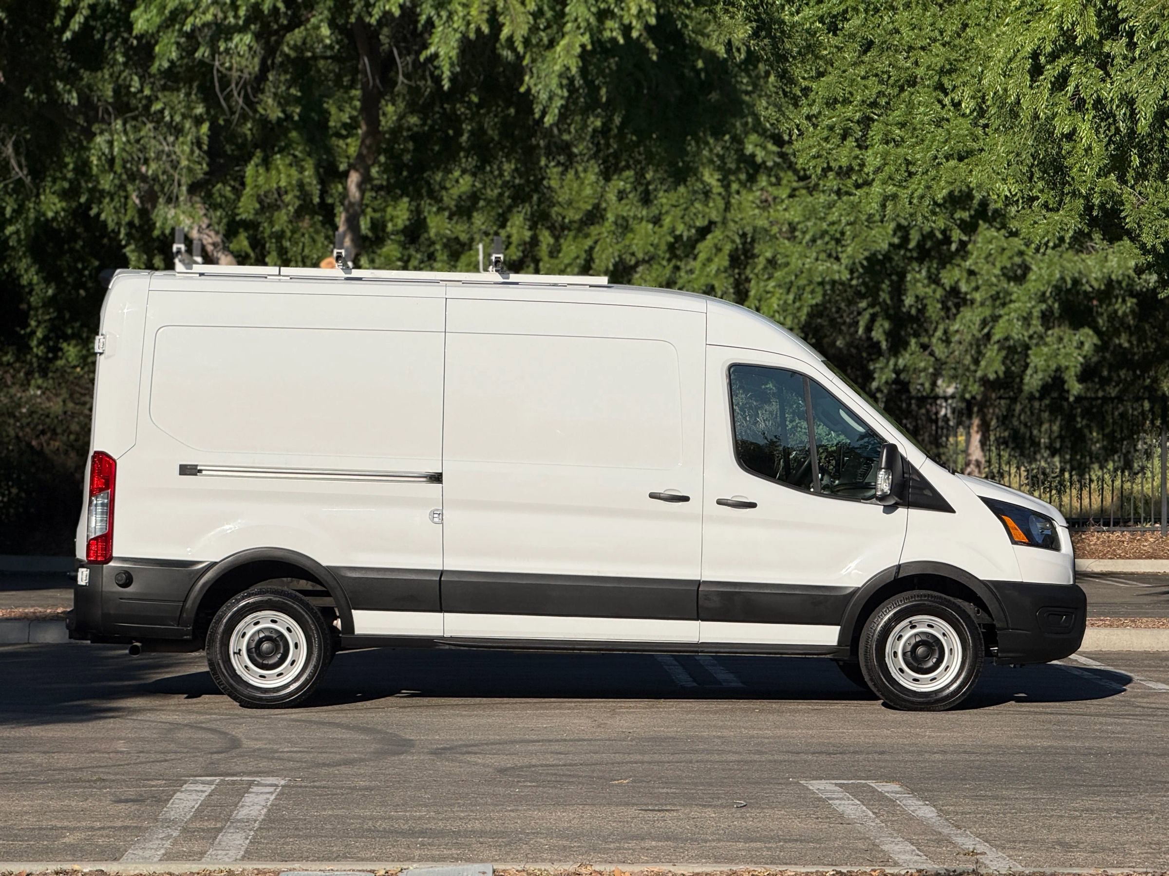 Used 2024 Ford Transit 250 148 Medium Roof w/ Load Area Protection Package RWD image 6