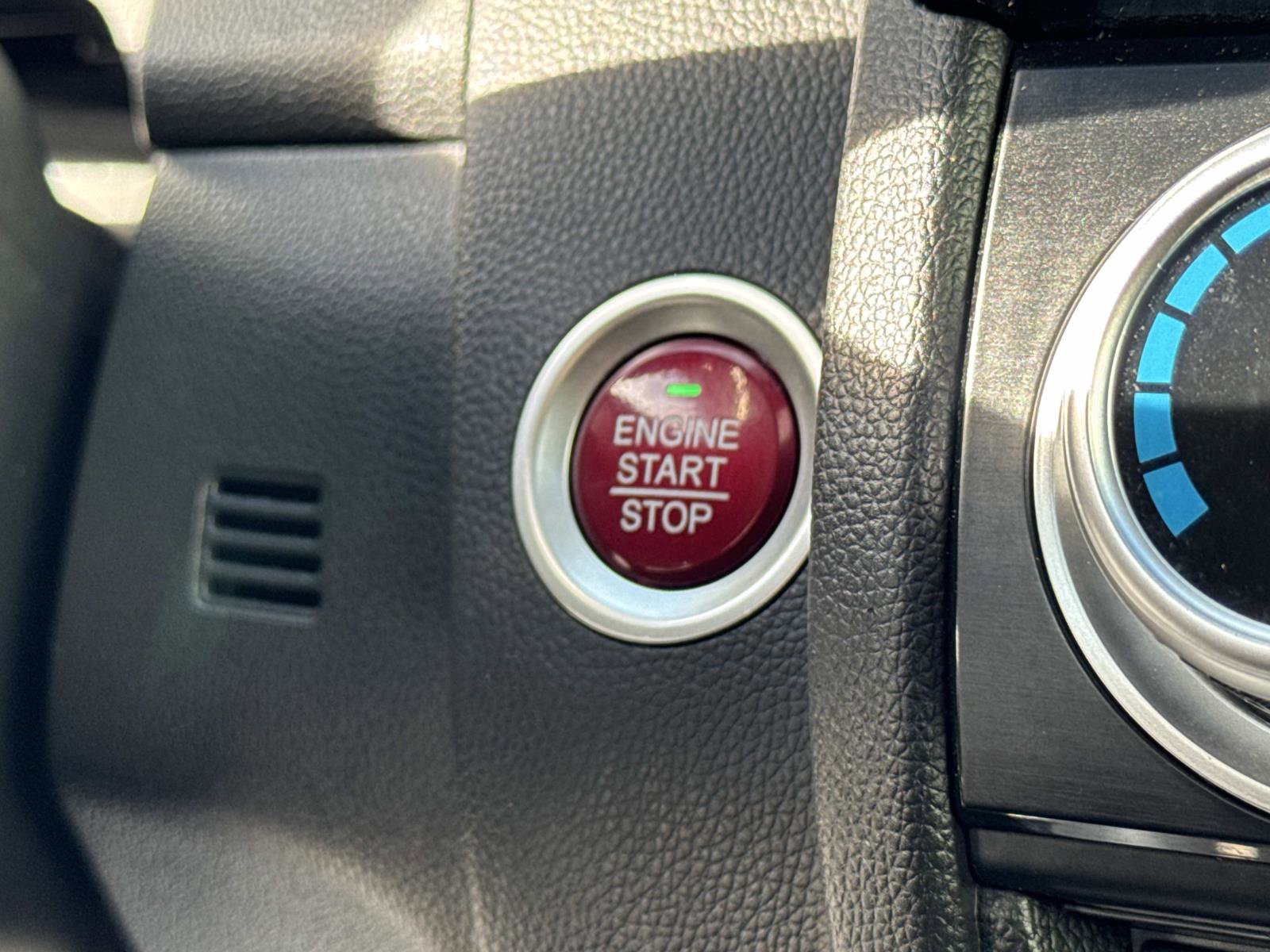 Used 2017 Honda Fit EX image 6