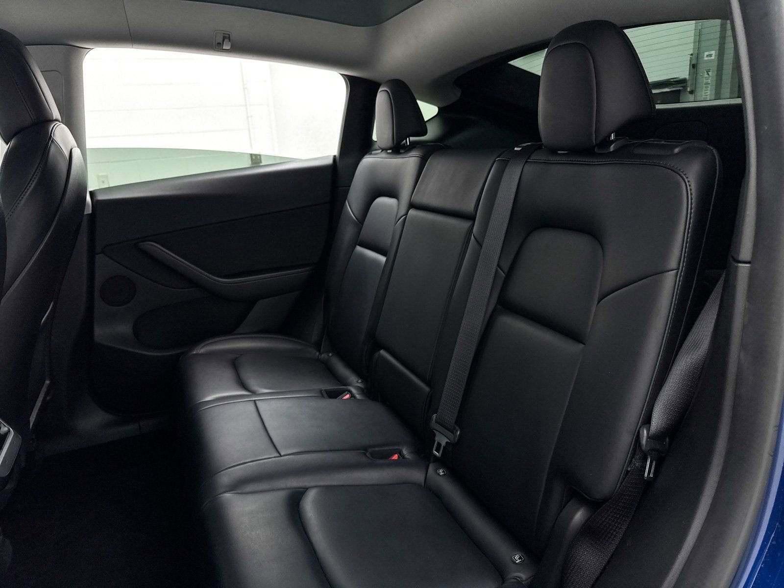 Used 2021 Tesla Model Y Long Range image 28