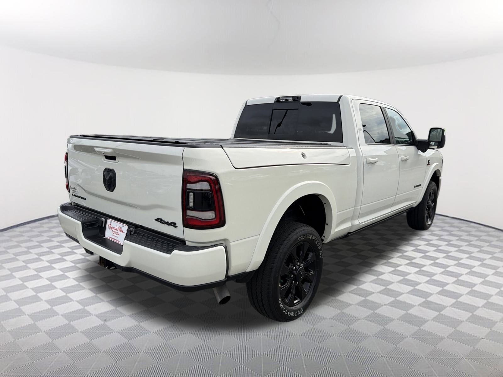 Used 2023 RAM 2500 Limited image 16