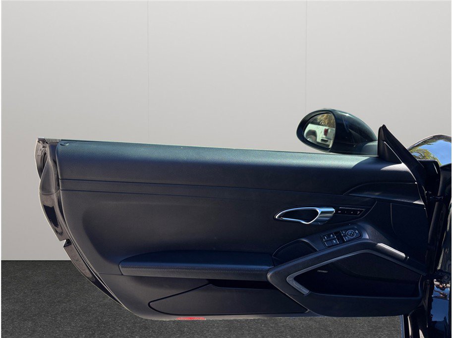 Used 2013 Porsche 911 Carrera S image 21