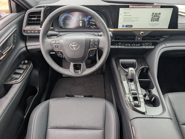 New 2026 Toyota Crown Signia AWD/4WD image 8
