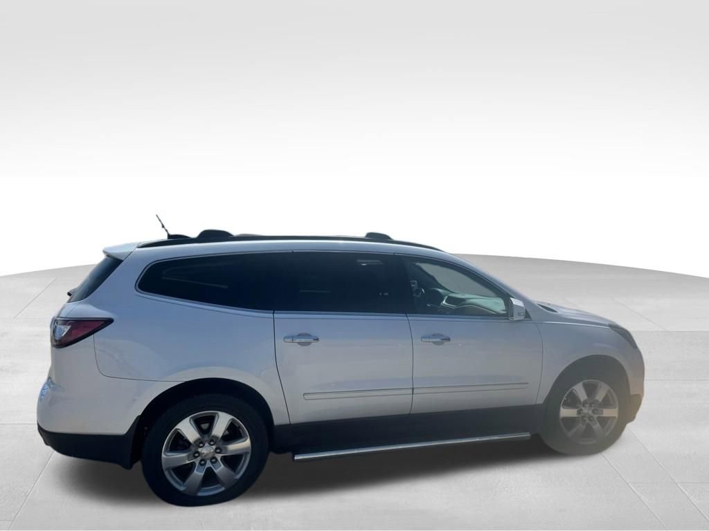 Used 2017 Chevrolet Traverse Premier w/ LPO, 'HIT The Road' Package AWD/4WD image 3