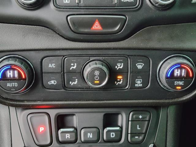 Used 2019 GMC Terrain SLT w/ Preferred Package image 31