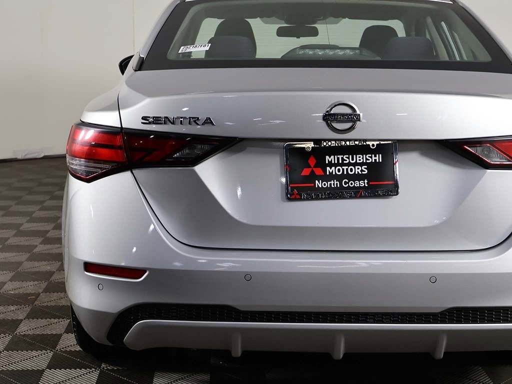 Used 2023 Nissan Sentra SV FWD image 13
