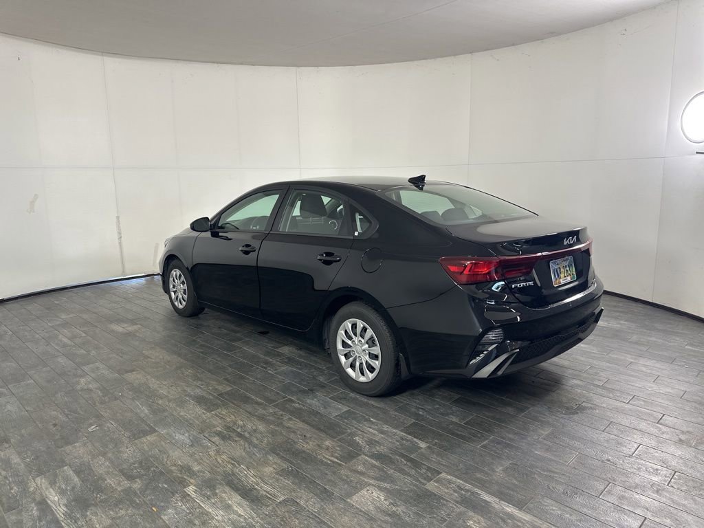 Used 2024 Kia Forte LXS image 7