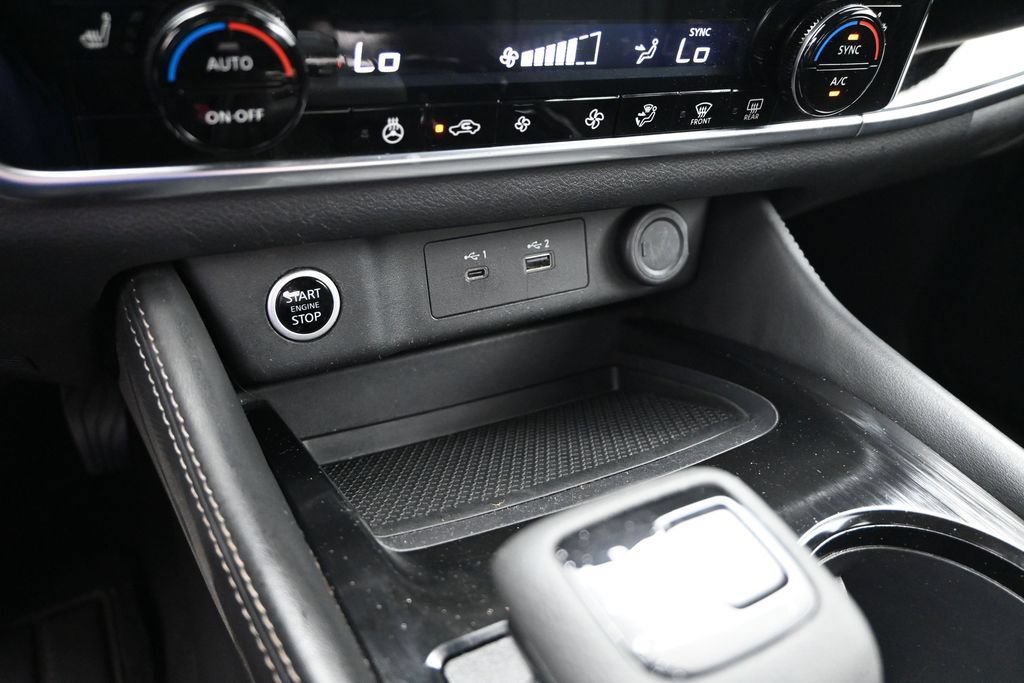 Used 2023 Nissan Rogue SL FWD image 23