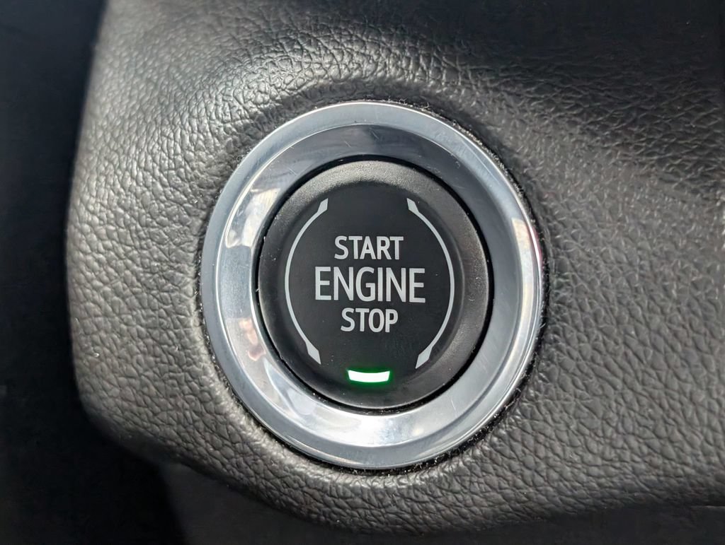 Used 2023 Buick Envision Preferred w/ Sport Touring Package AWD/4WD image 29