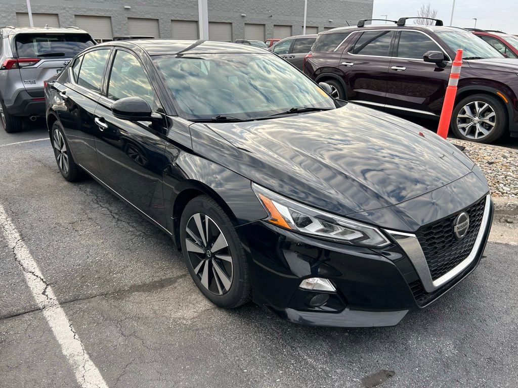 Used 2019 Nissan Altima 2.5 SL image 1
