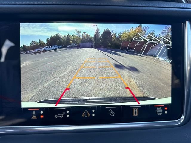 Used 2024 GMC Yukon Denali w/ Advanced Technology Package image 19